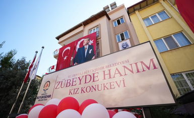 Denizli'de Zübeyde Hanım Kız Konukevi'nde Yeni Dönem Başvuruları Başladı