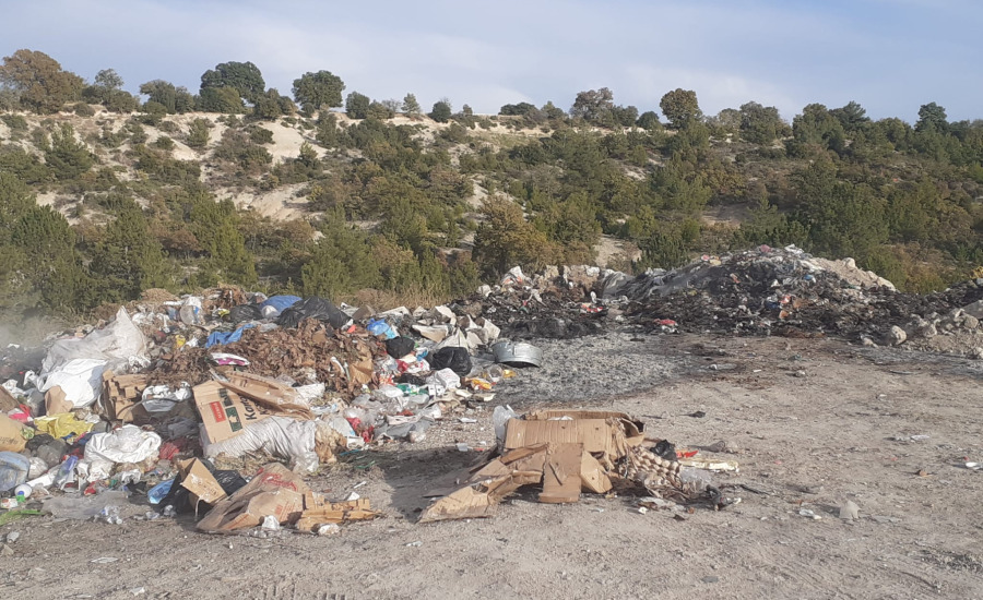 Baklan ilçesinin Boğaziçi Mahallesi Çöplük Haline Geldi, Vatandaşlar Tepkili