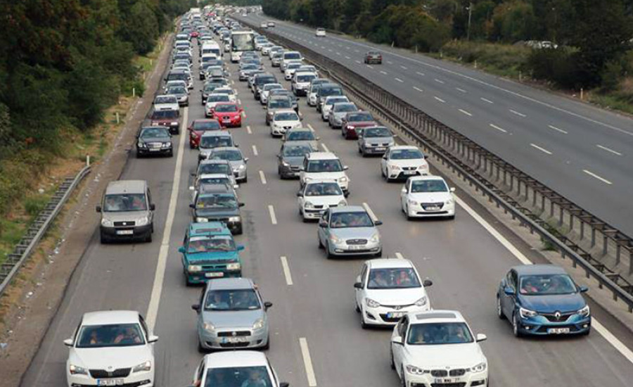 Denizli'de Araç Sayısı 576 Bini Aştı, Araç Başına Düşen Kişi Sayısı 1,85 Oldu