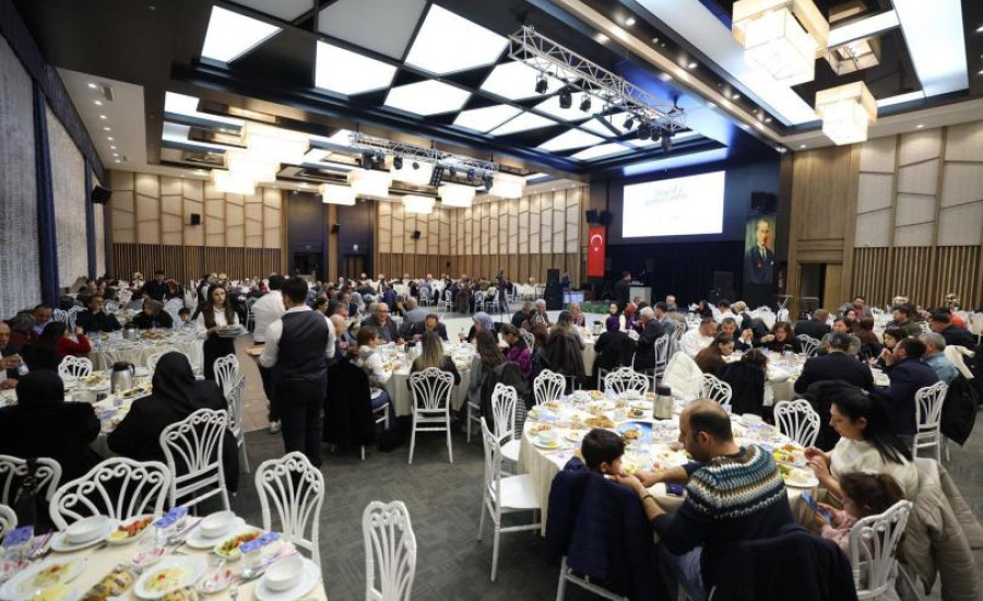 Merkezefendi Belediye Başkanı Şeniz Doğan, Muhtarlarla İftar Programında Bir Araya Geldi