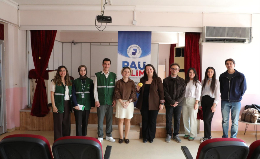Pamukkale Üniversitesi'nden Osman Özgür İlkokulu Öğrencilerine Ekran Bağımlılığı Eğitimi