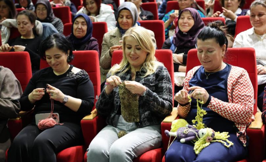 Kadın Üreticilere Büyük Marka Desteği: Merkezefendi Belediyesi 800 Kadına Ekonomik Katkı Sağlıyor