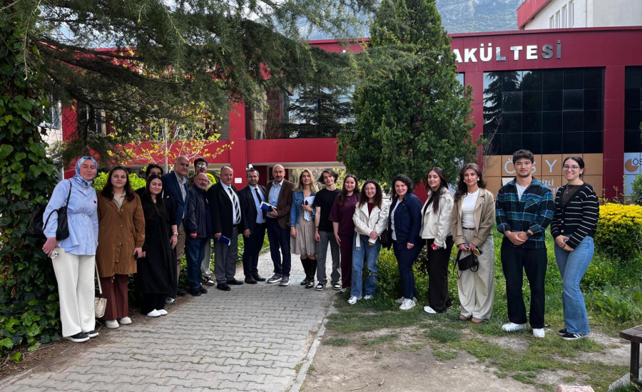 Denizli İŞKUR Uzmanları, Pamukkale Üniversitesi'nde İşgücü Piyasası Uygulamaları Dersine Katıldı