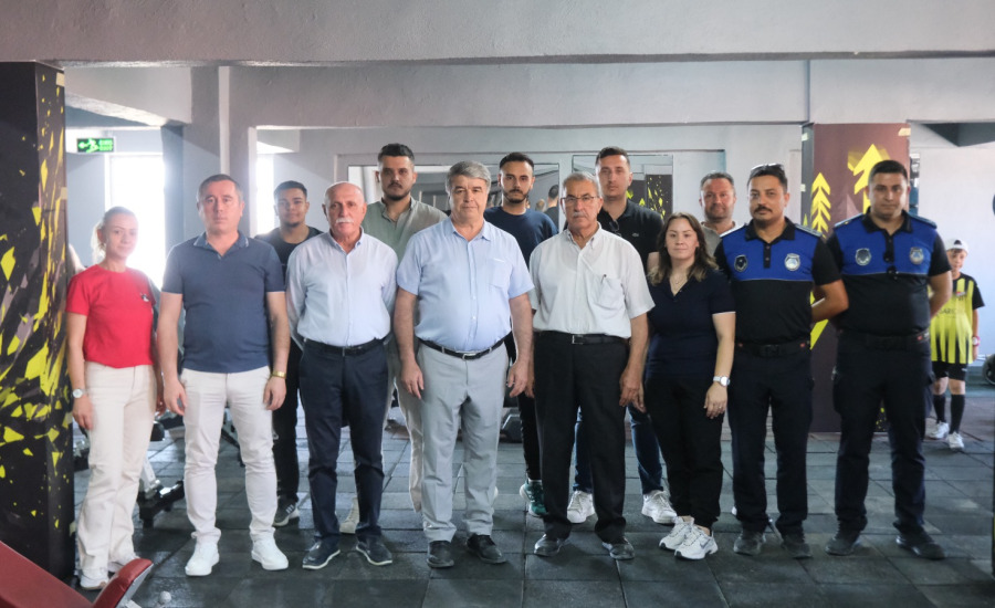 Çardak’ta Modern Fitness Salonu Açıldı: Gençlere Ücretsiz Kullanım İmkanı Sunulacak